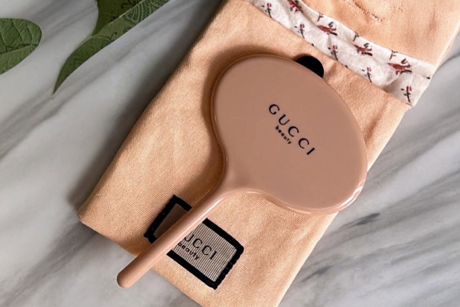 Gucci Multi-Use Handheld Mirror, 8cm Diameter - Pink